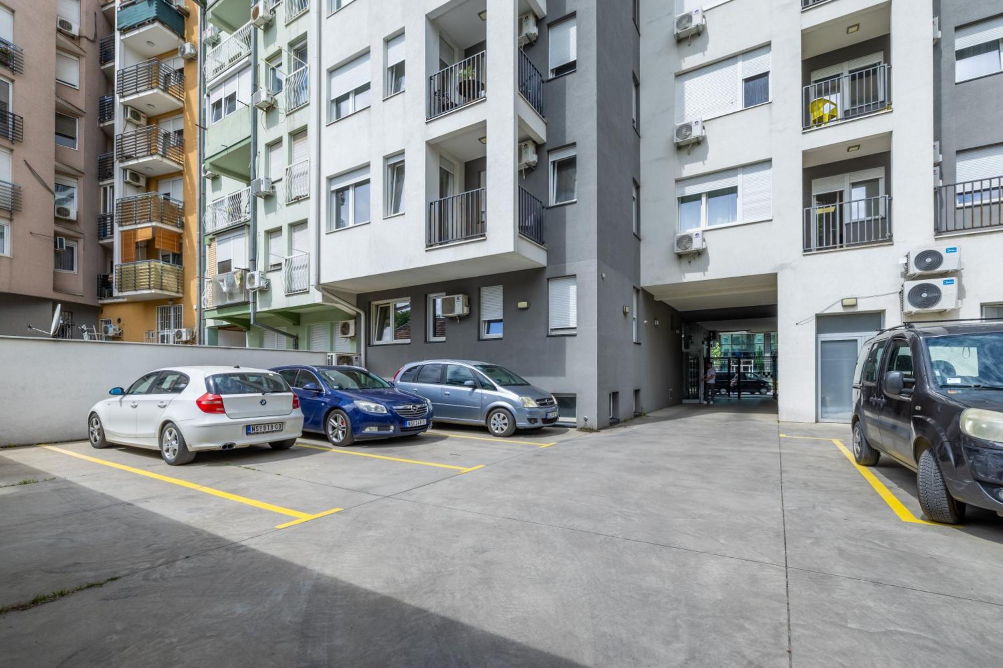 Arena Big Luxury Apartments Novi Sad Dış mekan fotoğraf