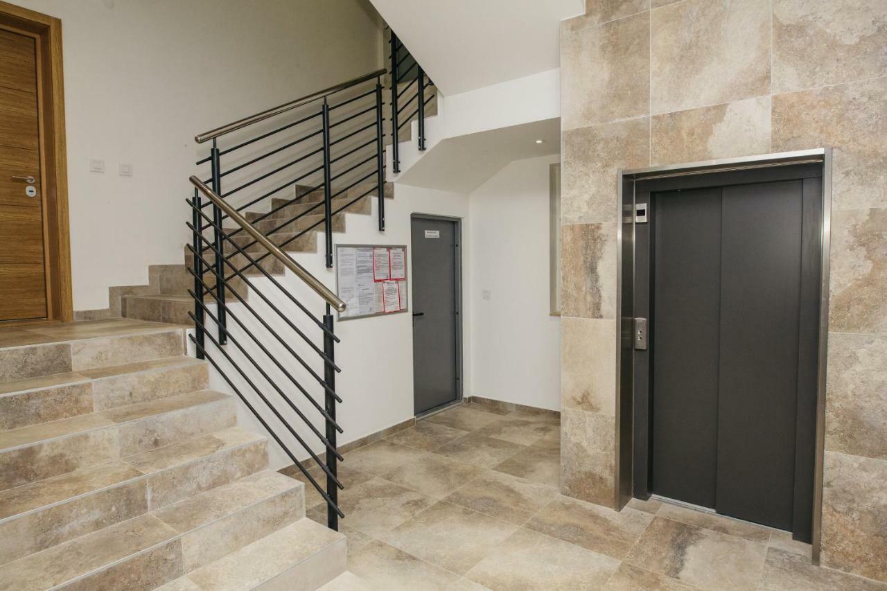 Arena Big Luxury Apartments Novi Sad Dış mekan fotoğraf